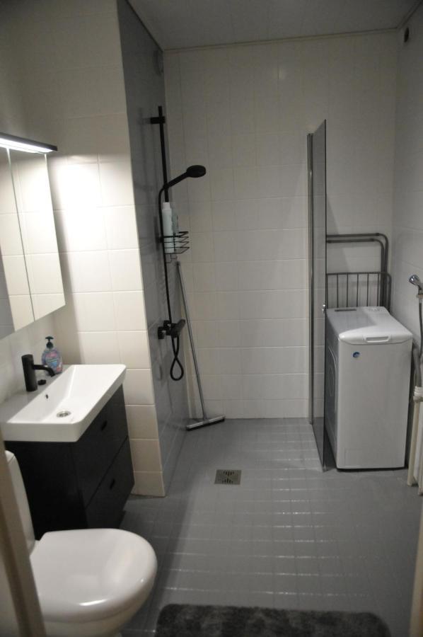 רובניימי Apartment For Six Near Railway Station מראה חיצוני תמונה